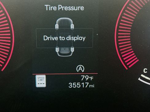 Used 2025 Hyundai Tucson SEL image 19