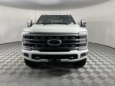 Used 2024 Ford F350 Platinum w/ FX4 Off-Road Package image 7