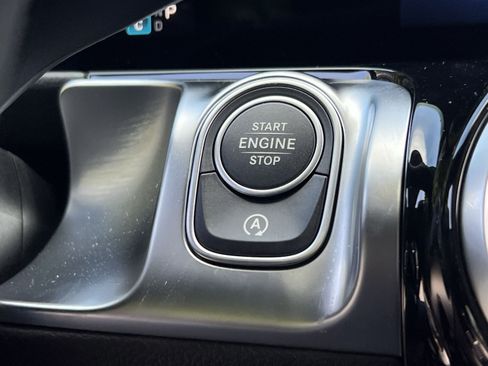 New 2026 Mercedes-Benz GLB 250 4MATIC image 49