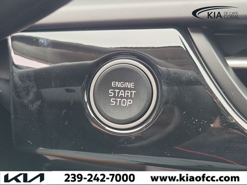 New 2026 Kia Seltos S FWD image 30
