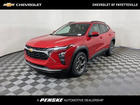 New 2026 Chevrolet Trax LT image 1