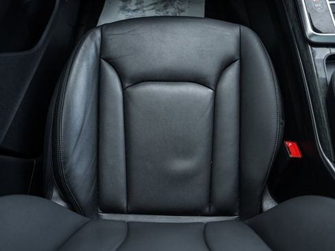 Used 2024 Audi Q7 2.0T Premium image 30