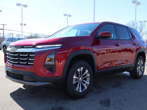 New 2026 Chevrolet Equinox LT w/ Convenience Package II image 6