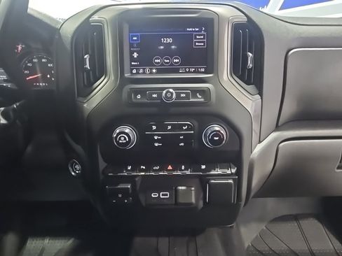 Used 2025 Chevrolet Silverado 2500 Custom w/ Custom Value Package image 27