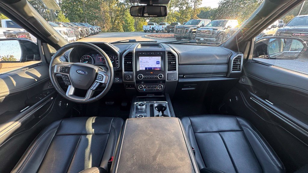 Used 2021 Ford Expedition XLT AWD/4WD image 19