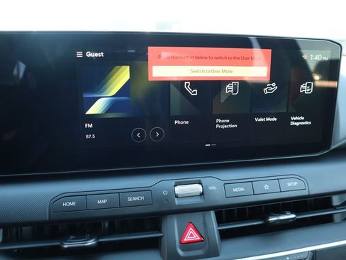 New 2025 Kia K4 LXS image 39