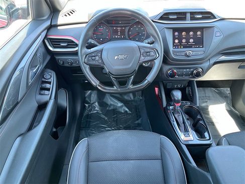 Used 2023 Chevrolet TrailBlazer RS image 21