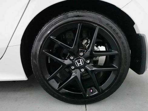 Used 2025 Honda Civic Sport image 9
