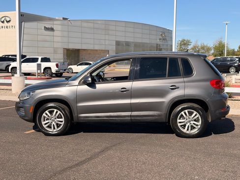 Used 2012 Volkswagen Tiguan S FWD image 3