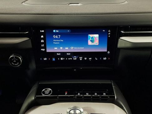 Used 2025 Lincoln Navigator Reserve AWD/4WD image 24