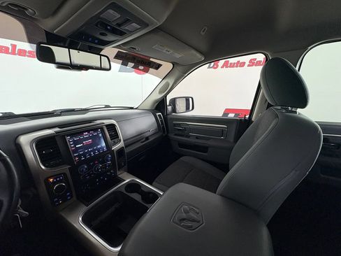 Used 2018 RAM 1500 Big Horn AWD/4WD image 30