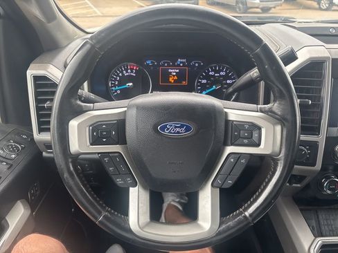 Used 2020 Ford F250 Lariat image 9