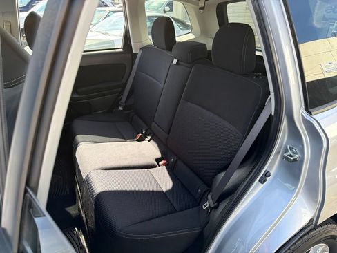 Used 2015 Subaru Forester 2.5i Premium w/ All-Weather Package AWD/4WD image 24