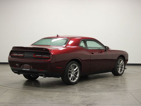 Used 2021 Dodge Challenger GT w/ Plus Package image 8