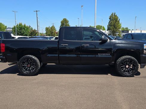 Used 2016 Chevrolet Silverado 1500 W/T w/ Trailering Package RWD image 3