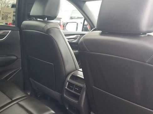 Used 2022 Cadillac XT5 Sportv image 18