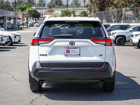 Used 2024 Toyota RAV4 LE FWD image 7