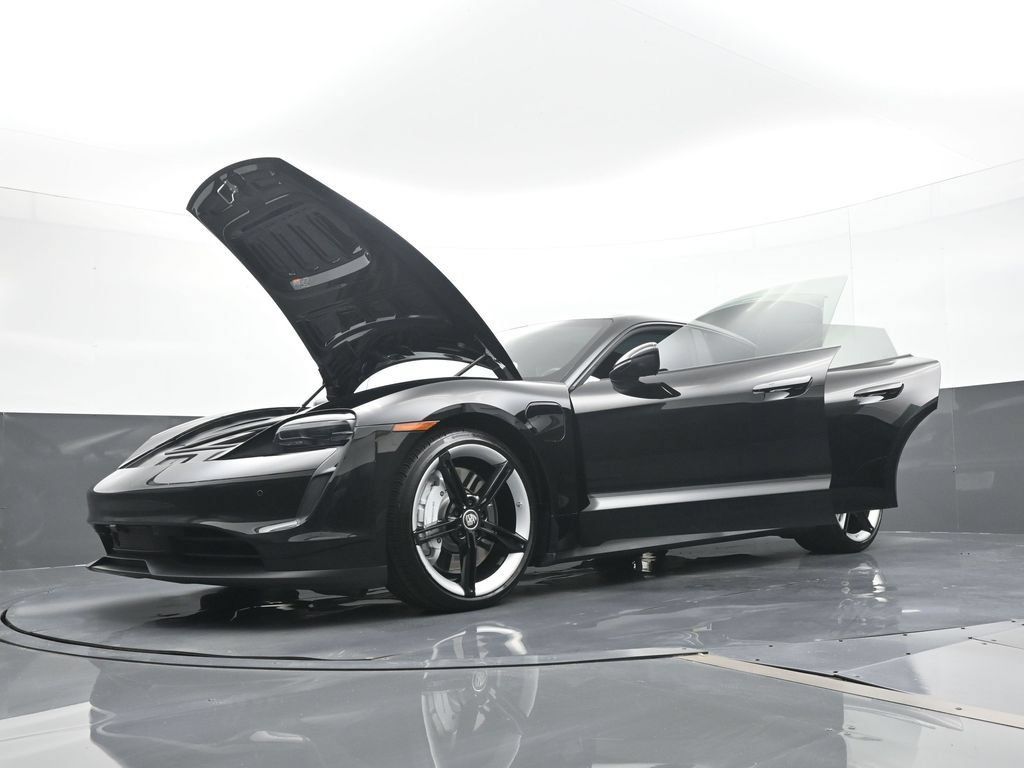 Certified 2021 Porsche Taycan RWD image 30