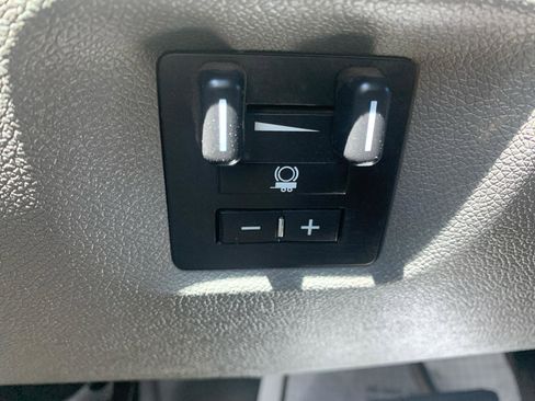 Used 2013 Chevrolet Silverado 3500 W/T image 32