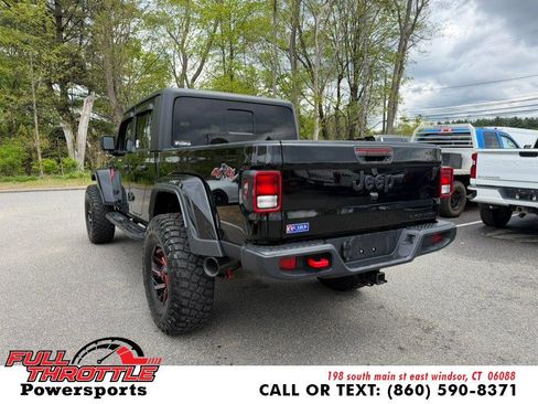 Used 2023 Jeep Gladiator Sport AWD/4WD image 9