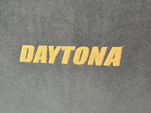 Used 2017 Dodge Charger R/T RWD image 11