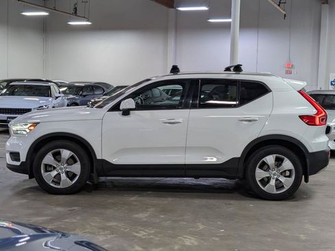 Used 2019 Volvo XC40 T5 Momentum AWD/4WD image 4