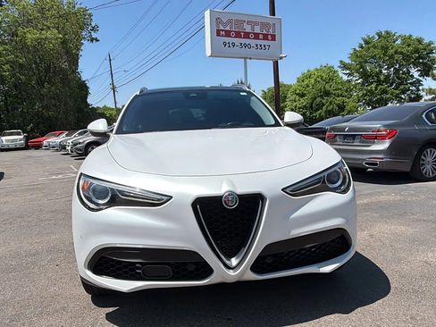 Used 2018 Alfa Romeo Stelvio Ti Lusso image 8