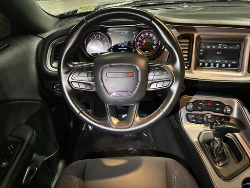 Used 2023 Dodge Challenger SXT image 18