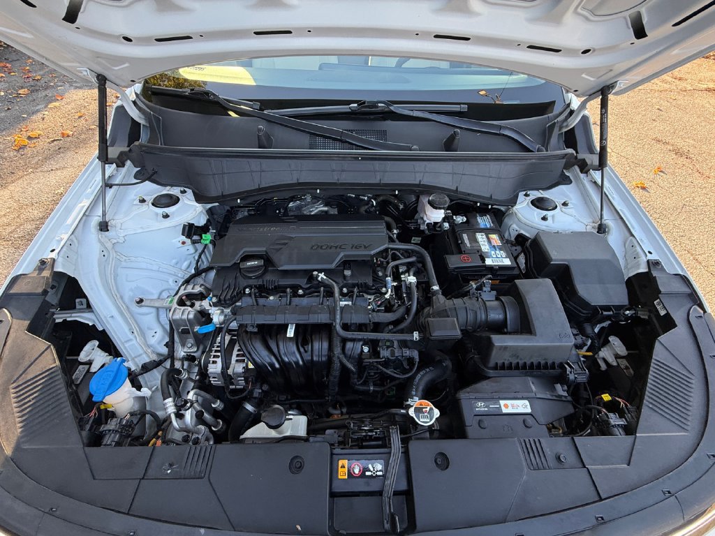 Used 2025 Hyundai Kona SEL FWD image 25