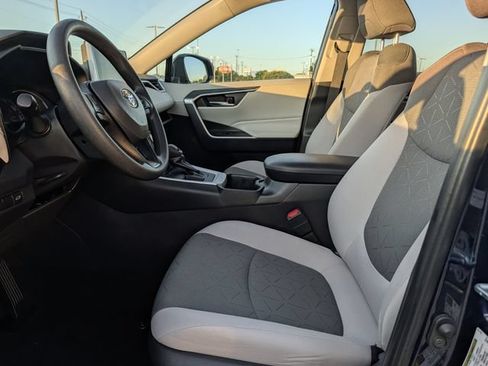 Used 2025 Toyota RAV4 XLE w/ Convenience Package FWD image 24