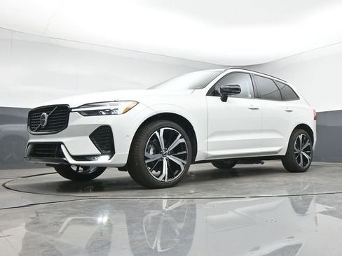 Used 2025 Volvo XC60 B5 Ultra w/ Protection Package Premier AWD/4WD image 17