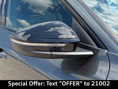 New 2025 Audi SQ6 e-tron Premium Plus image 11