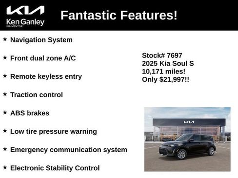 Certified 2025 Kia Soul S image 2