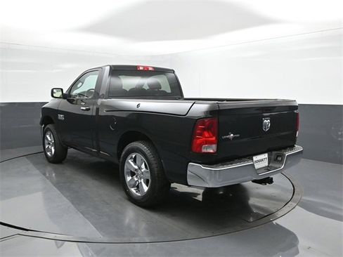 Used 2017 RAM 1500 Lone Star image 5