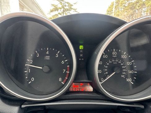 Used 2010 MAZDA MAZDA3 i Touring image 19