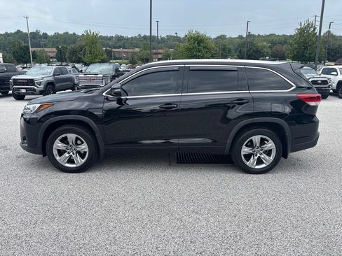 Used 2019 Toyota Highlander Limited AWD/4WD image 6