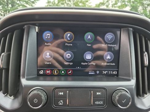 Used 2021 Chevrolet Colorado Z71 w/ Safety Package AWD/4WD image 21