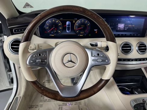 Used 2019 Mercedes-Benz S 560 Cabriolet image 20
