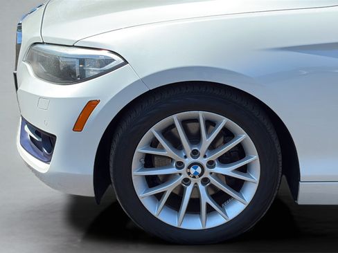 Used 2016 BMW 228i xDrive Convertible AWD/4WD image 28