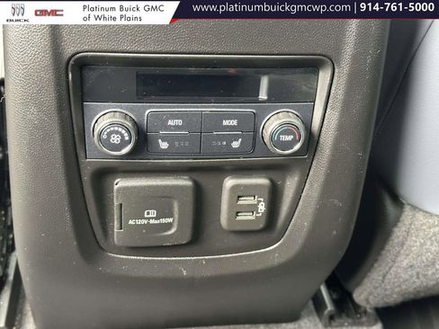 Used 2020 Buick Enclave Premium w/ Sun and Sites Package image 17