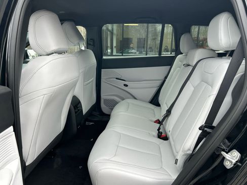 New 2026 Jeep Cherokee Limited AWD/4WD image 30