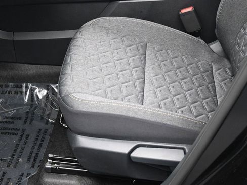 New 2026 Nissan Kicks SV w/ Cold Weather Package image 15