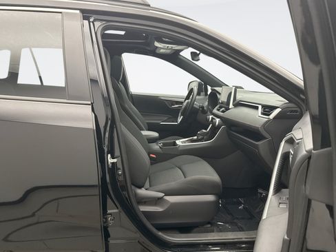 Used 2023 Toyota RAV4 SE w/ Weather & Moonroof Package AWD/4WD image 16