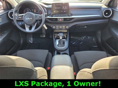Used 2023 Kia Forte LXS image 13
