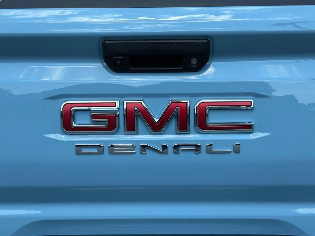 New 2026 GMC Canyon Denali AWD/4WD image 41