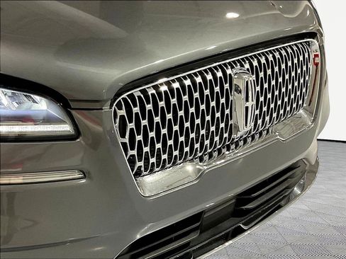 Used 2022 Lincoln Corsair AWD w/ Equipment Group 101A image 32