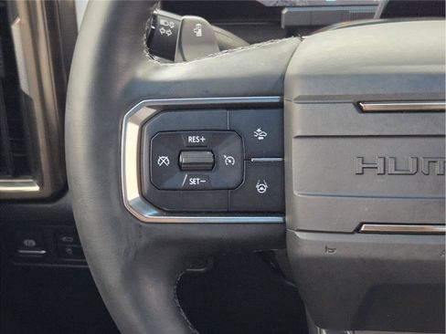 Used 2025 GMC Hummer EV 2X w/ LPO, Roof Cross Rail Package AWD/4WD image 26