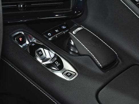Used 2024 Chevrolet Corvette Stingray Preferred Conv w/ Z51 Performance Package RWD image 44