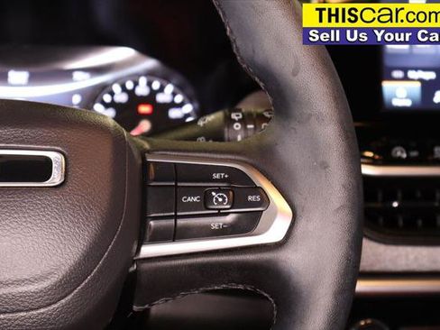 Used 2025 Jeep Compass Latitude AWD/4WD image 20
