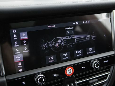 New 2026 Porsche Macan GTS AWD/4WD image 15